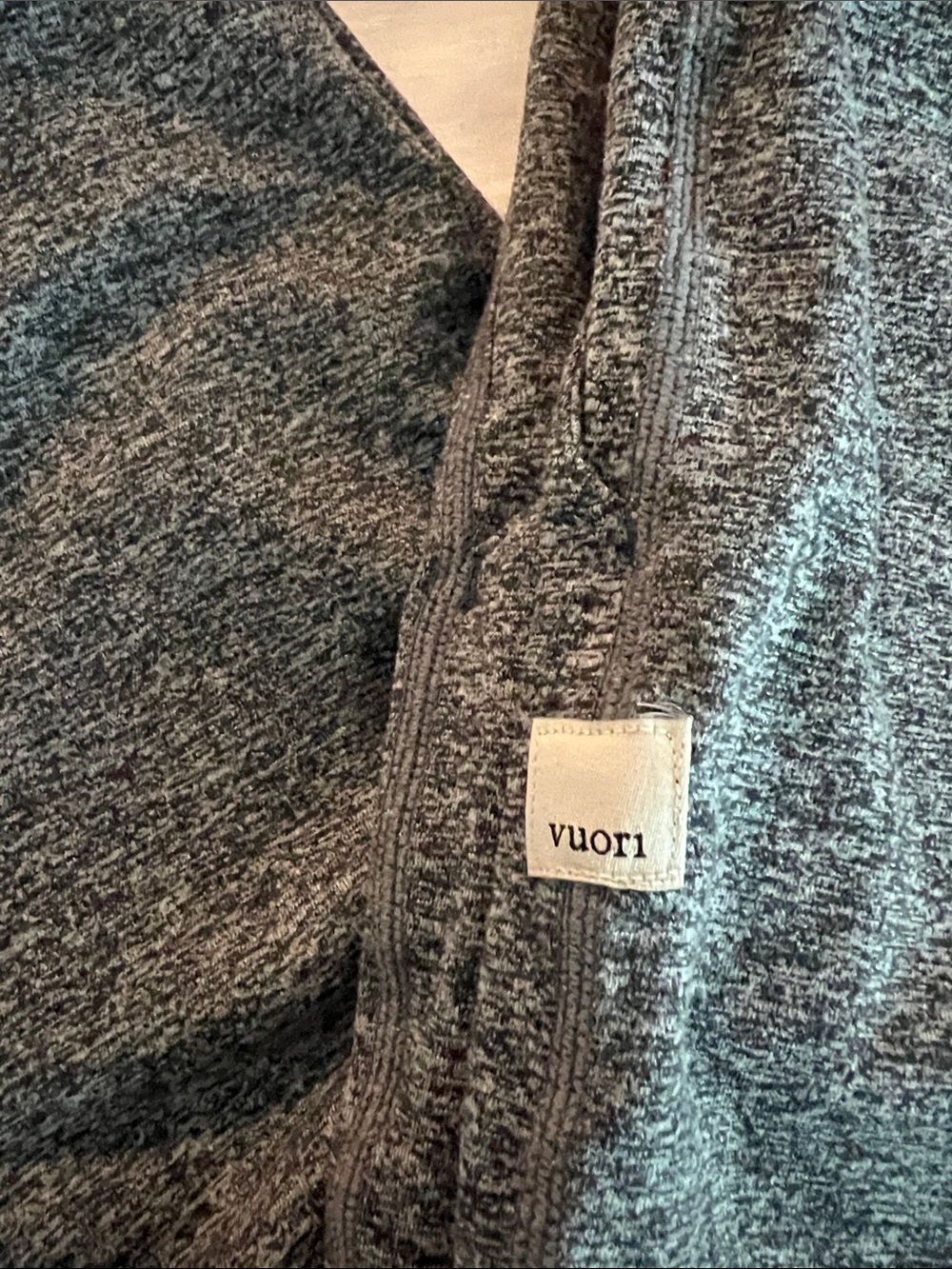 Womens Vuori Gray Heather Jogger Pants - Picture 2 of 2
